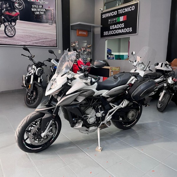 Mv Agusta Stradale 800 2015
